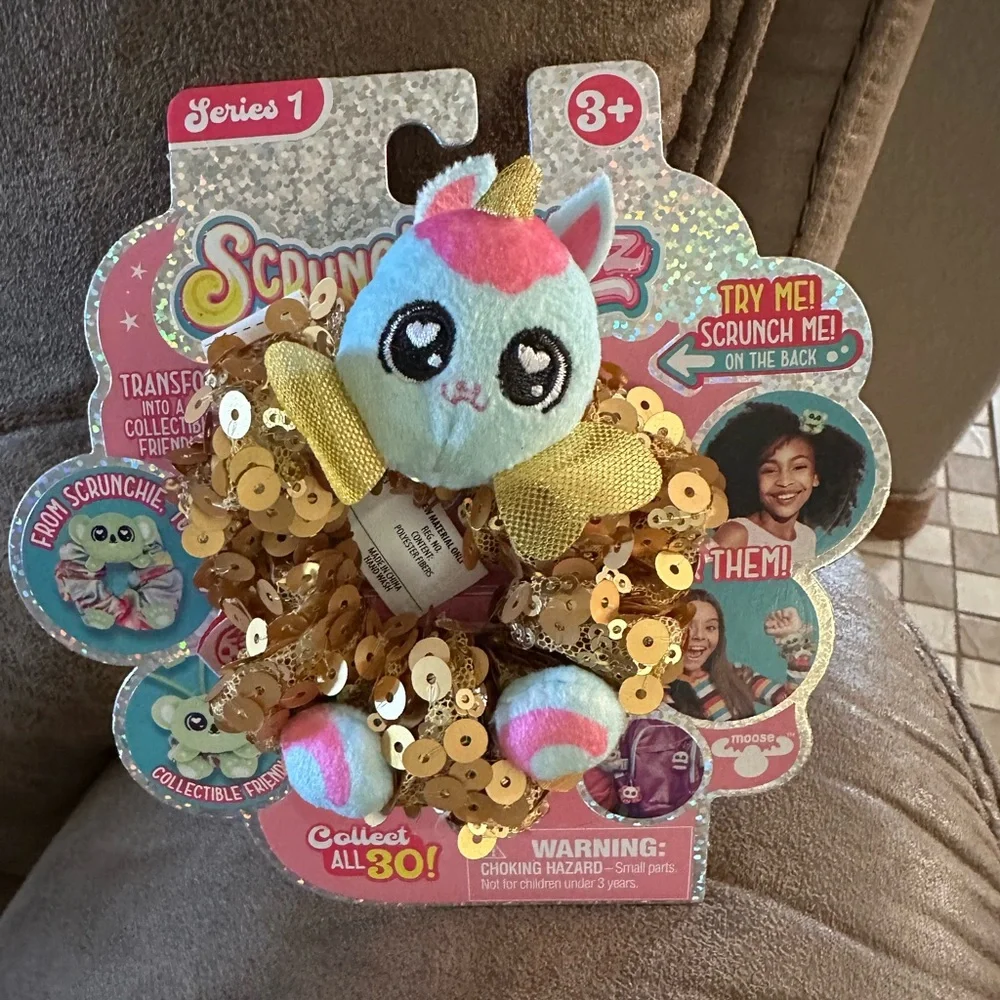 ☀️ 3/$10 magical unicorn gold sequins scrunchie to friend ( see description)